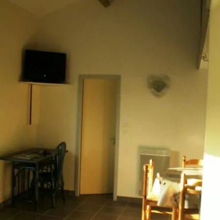 Casa de Férias Maison La Faute-sur-mer, 3 Pieces, 5 Personnes - Fr-1-476-127 *